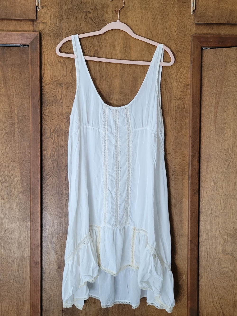 Light Cream Lace-Trim Slip Dress Chemise